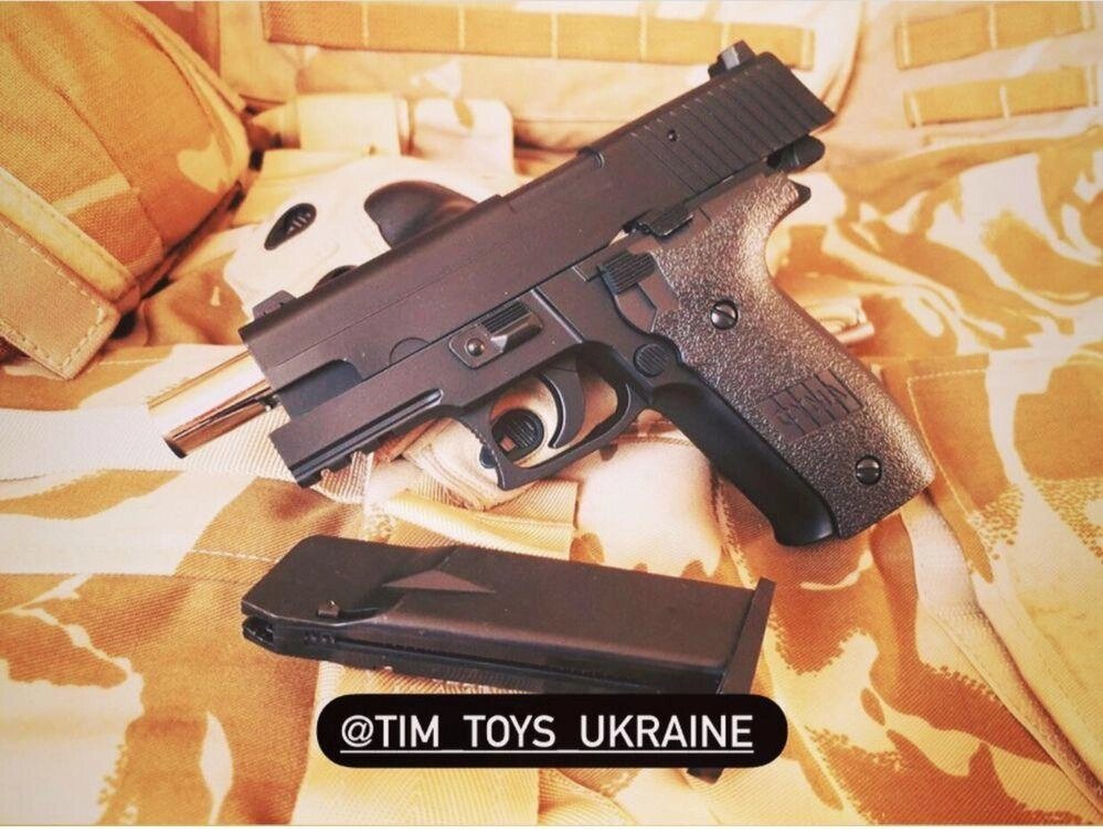 Пістолет на кульках іграшковий Sig Sauer P226 Pro ZM23 Cyma +2000 куль від компанії Premium - фото 1