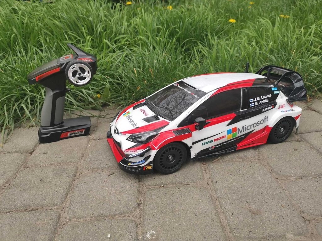 RC машинка дрифт Tamiya TT-02 Toyota Yaris 1/10 безколекторна від компанії Premium - фото 1