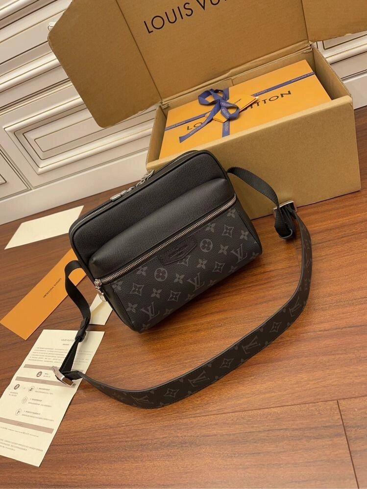 Сумка чоловіча Lv Louis Vuitton Outdoor Луї Віттон від компанії Premium - фото 1