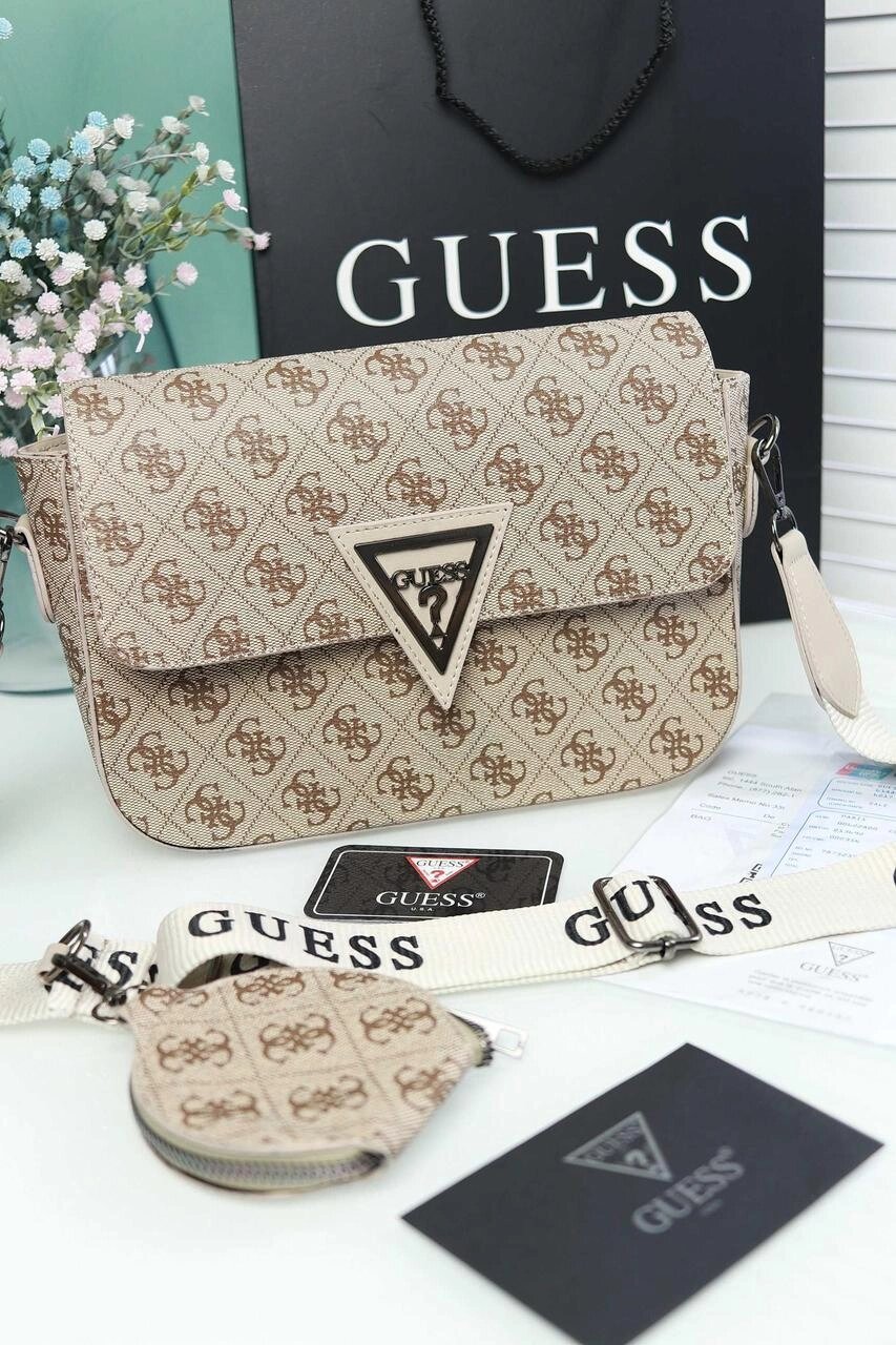 Сумка Guess 2 в 1 на широкому ремені Гесс від компанії Premium - фото 1