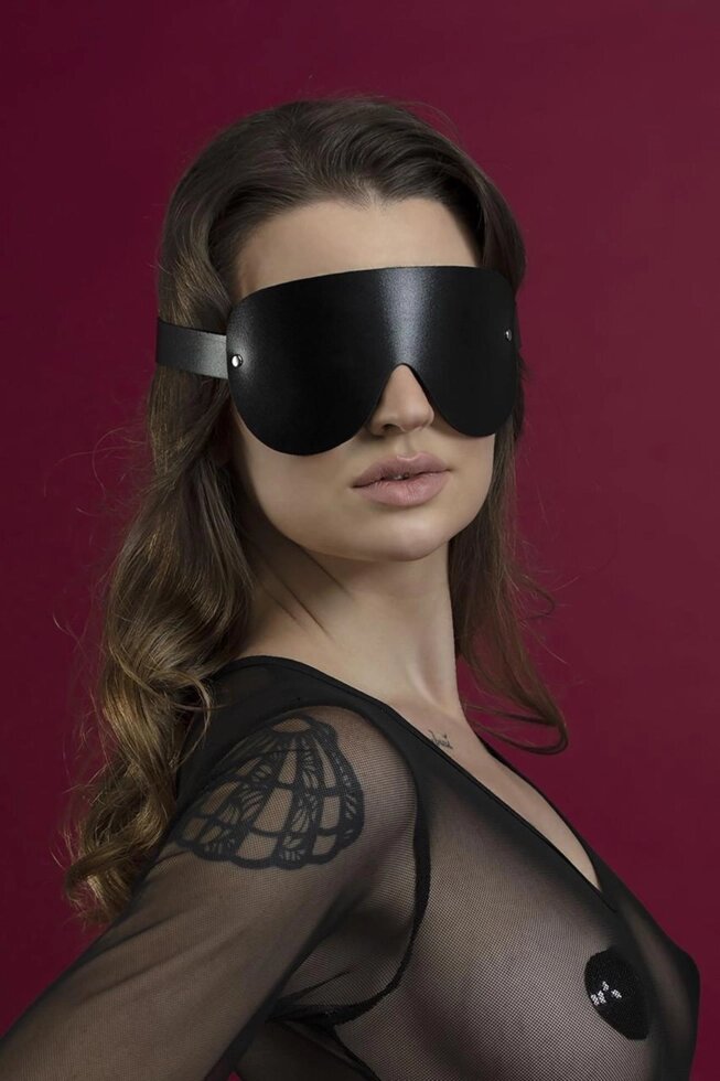 Маска закрита Feral Fillings - Blindfold Mask чорна від компанії Інтернет магазин Персик - фото 1