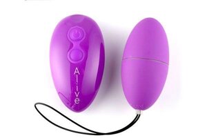 Фіолетове бездротове віброяйце Alive Magic Egg 2.0 Purple