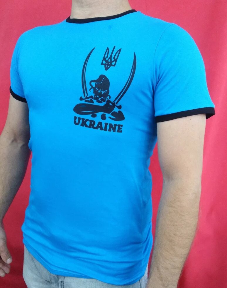 Футболка великого размерра блакитна з принтом Україна від компанії Чоловічий одяг великих розмірів - фото 1