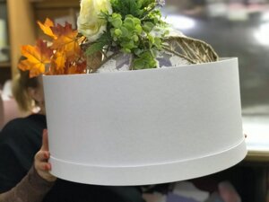 Кругла коробка капелюшна 42х27 см (діаметр х висота)