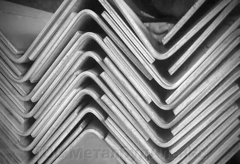 Кутник сталевий гнутий 100х100х3,0мм від компанії ТОВ МеталБудАльянс - фото 1
