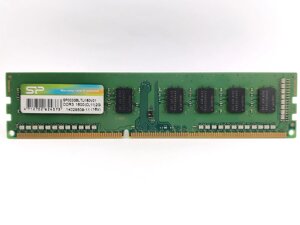 Оперативна пам'ять silicon power DDR3 2gb 1600mhz PC3-12800U (SP002GBLTU160V01) б/в