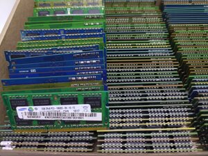 Гурт / оперативна пам'ять для ноутбука sodimm DDR3 2gb 1066mhz, 1333mhz, 1600mhz / б/у