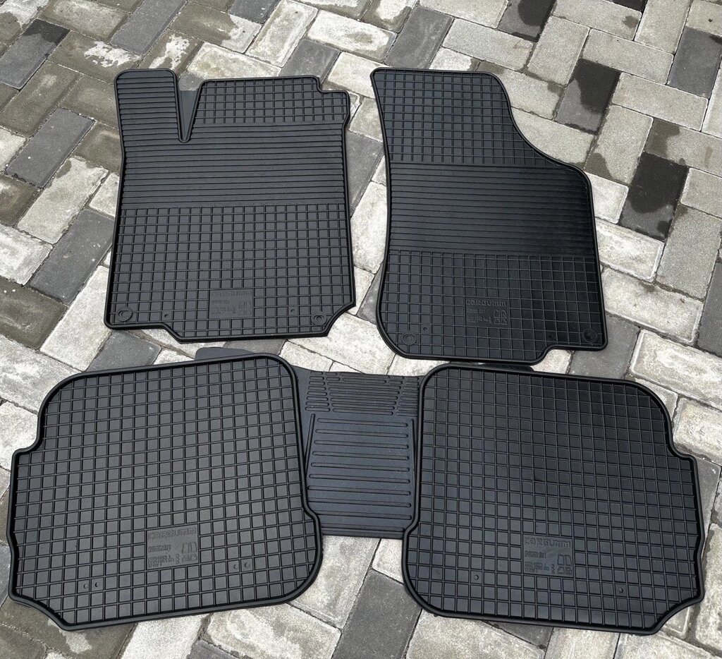 Гумові килимки в салон Chevrolet Aveo 04- від компанії Auto-inside - фото 1