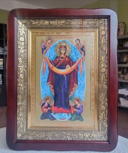 Ікона Покров Пресвята Богородиця в дерев'яному фігурному кіоті під склом, розмір кіота3141, розмір ліку 2030
