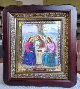 Ікона Свята Трійця у фігурному кіоті, розмір 23*26, розмір ліку 15*18, асортимент