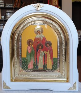 Ікона Віра, Надія, Любов та Софія біля білого аркового кіоті з декоративними куточками, розмір 28*25 лік 15*18