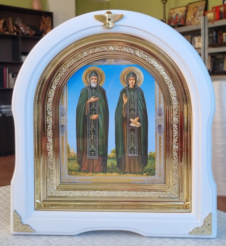 Ікона Св. Петро та Февронія в білому арковому киті з декоративними куточками, розмір 28*25, подарункова коробка - особливості