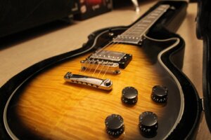 Електрогітара Gibson Les Paul Custom Black Sun China