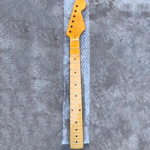Гриф кленовий ЛАКОВАНИЙ для електрогітари Fender Stratocaster ST