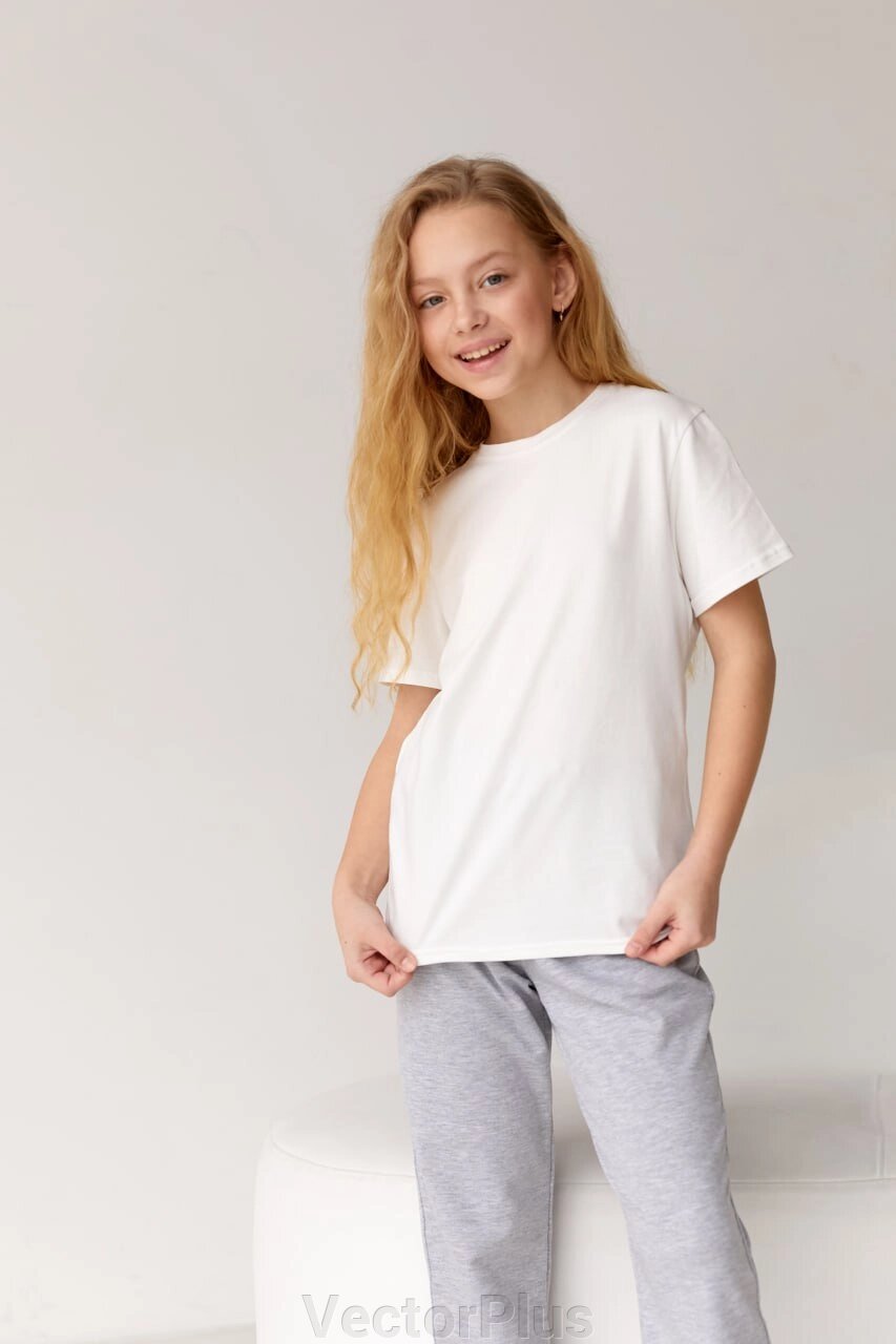 Базова дитяча однотонна футболка білого кольору 420873 від компанії VectorPlus - фото 1