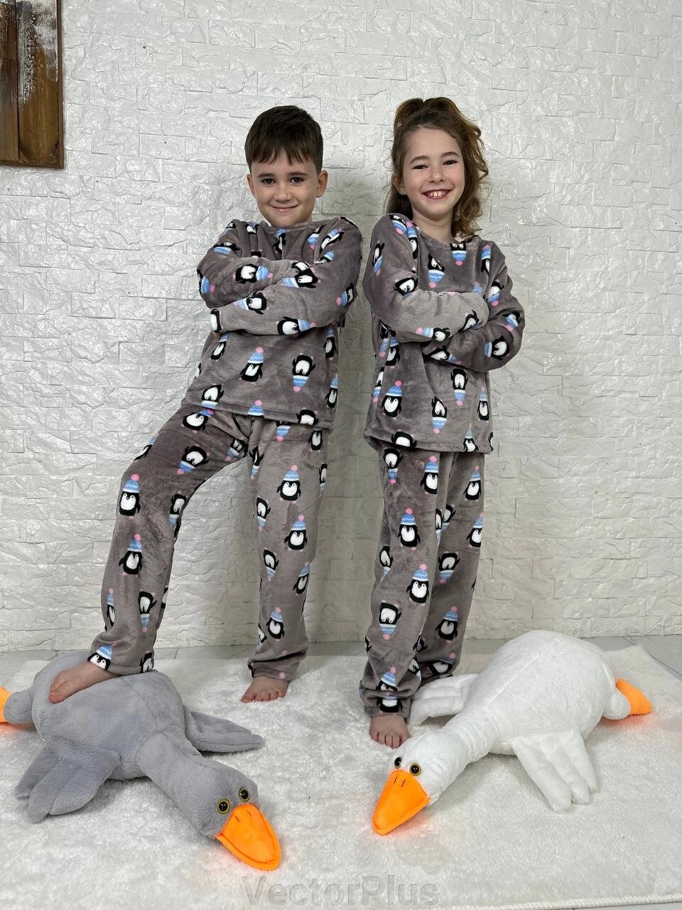 Дитяча піжама двійка колір капучіно принт пінгвін нар. 110/116 446903 від компанії VectorPlus - фото 1