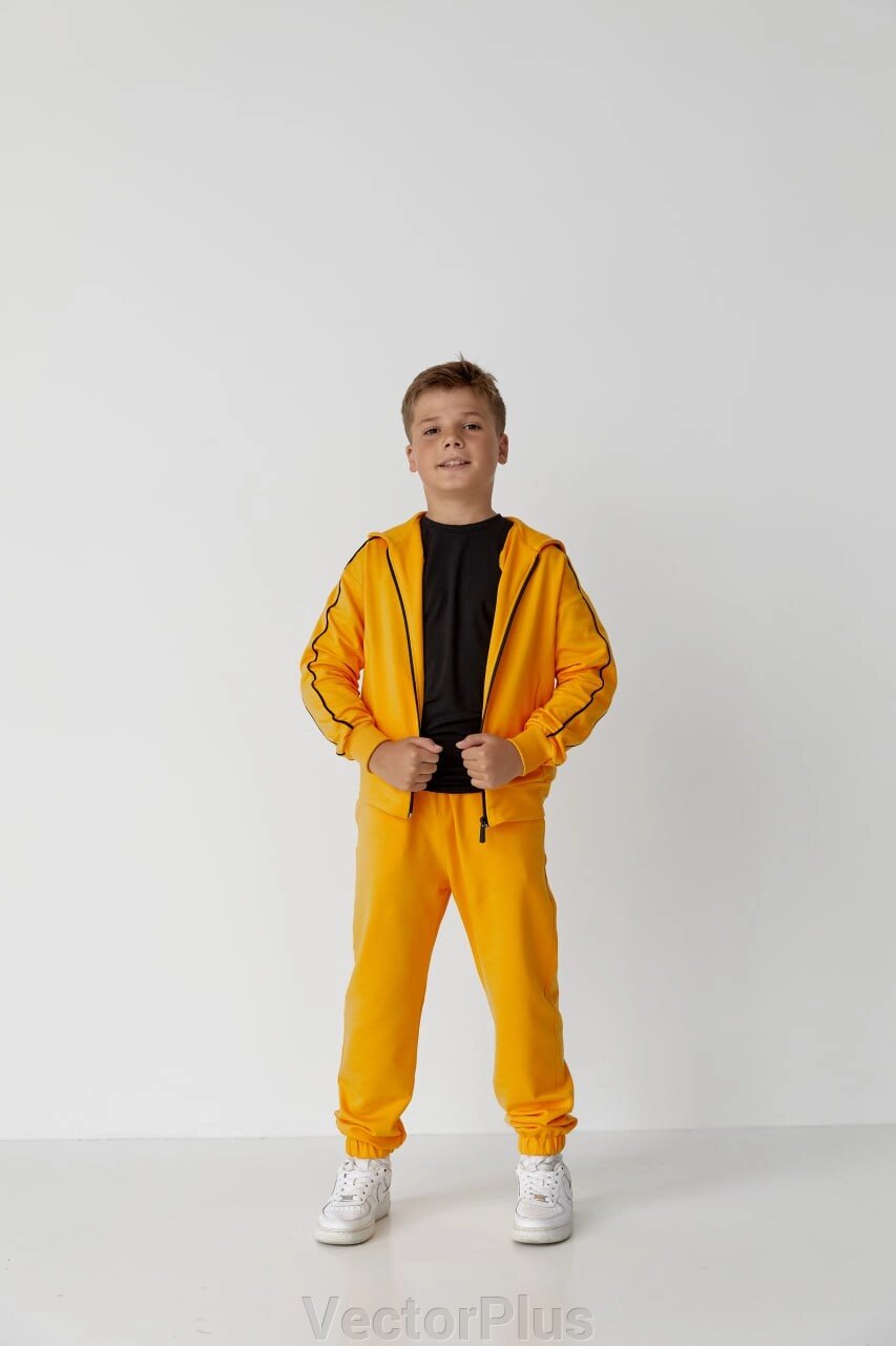 Дитячий спортивний костюм для хлопчика жовтий р. 110 439046 від компанії VectorPlus - фото 1
