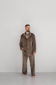 Чоловіча піжама з велюру колір коричневий. L 449784