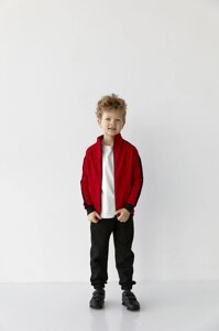 Спортивний костюм для хлопчика червоного кольору з чорним 406644
