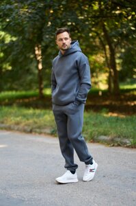 Чоловічий теплий костюм двійка колір графітЧоловічий теплий костюм двійка колір графіт