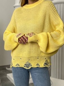 Жіночий светр з жовтими отворами 407251