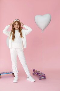 Дитячий костюм худі і джогери для дівчинки колір білий р. 128 438616