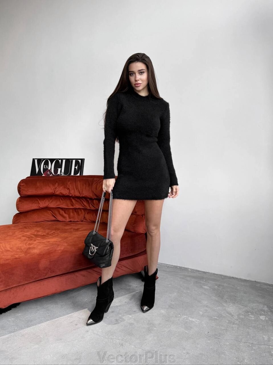 Жіноча базова сукня міні колір чорний нар. 42/46 451093 від компанії VectorPlus - фото 1