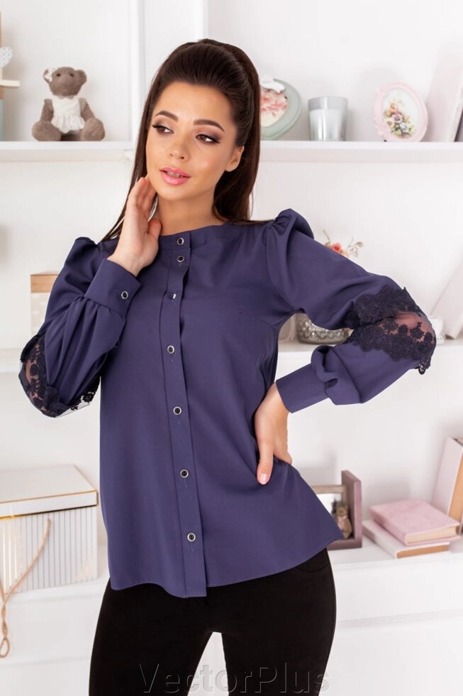 Жіноча блузка з рукавами з мереживним розміром фіолетового r. 48/50 374547 від компанії VectorPlus - фото 1
