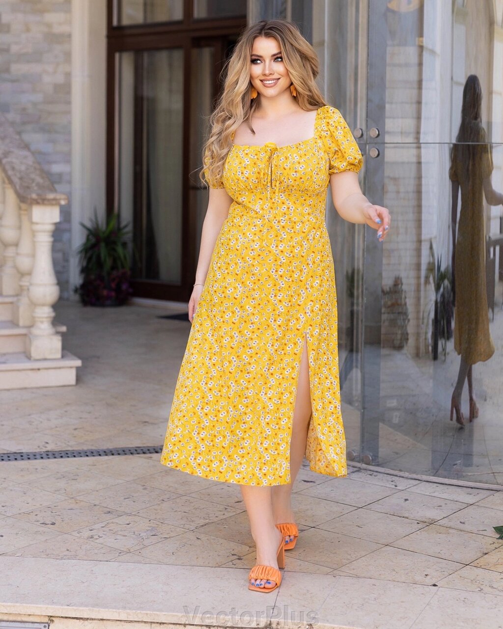Жіноча літня сукня жовтого кольору з квітковим принтом нар. 48/50  362977 від компанії VectorPlus - фото 1