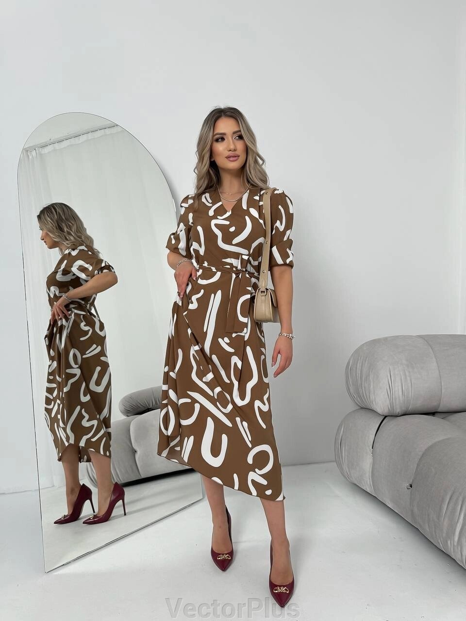Жіноча сукня з шовкового софту колір бежевий нар. 42/44 454126 від компанії VectorPlus - фото 1