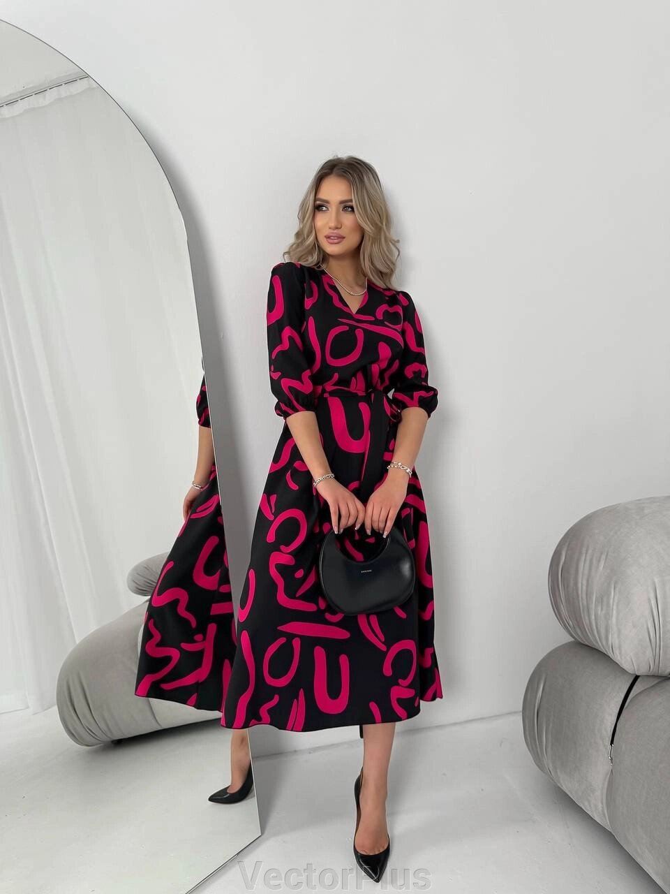 Жіноча сукня з шовкового софту колір малина нар. 42/44 454128 від компанії VectorPlus - фото 1