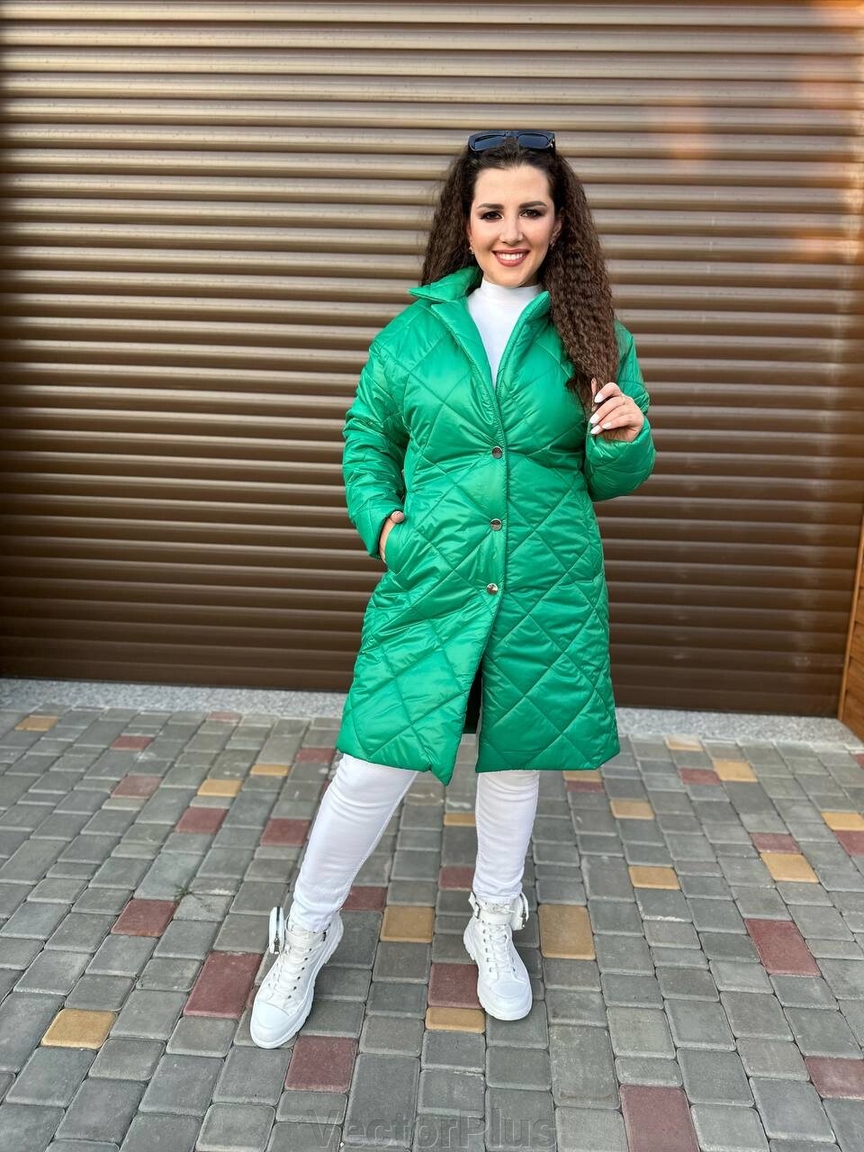 Жіноче стеганне пальто до колін колір зелений нар. 46/48 442895 від компанії VectorPlus - фото 1