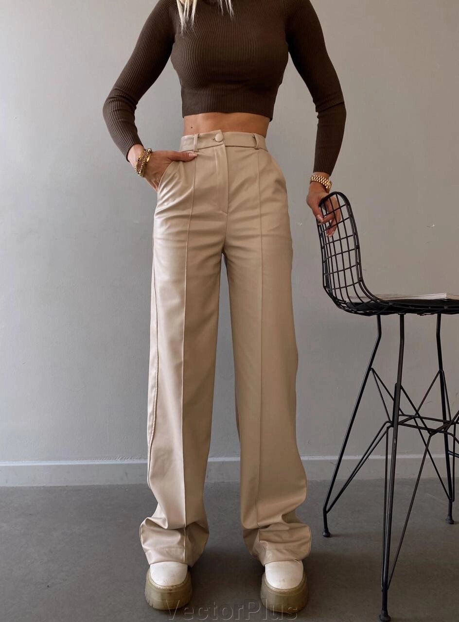 Жіночі штани з еко шкіри колір бежр. 42/44 446692 від компанії VectorPlus - фото 1