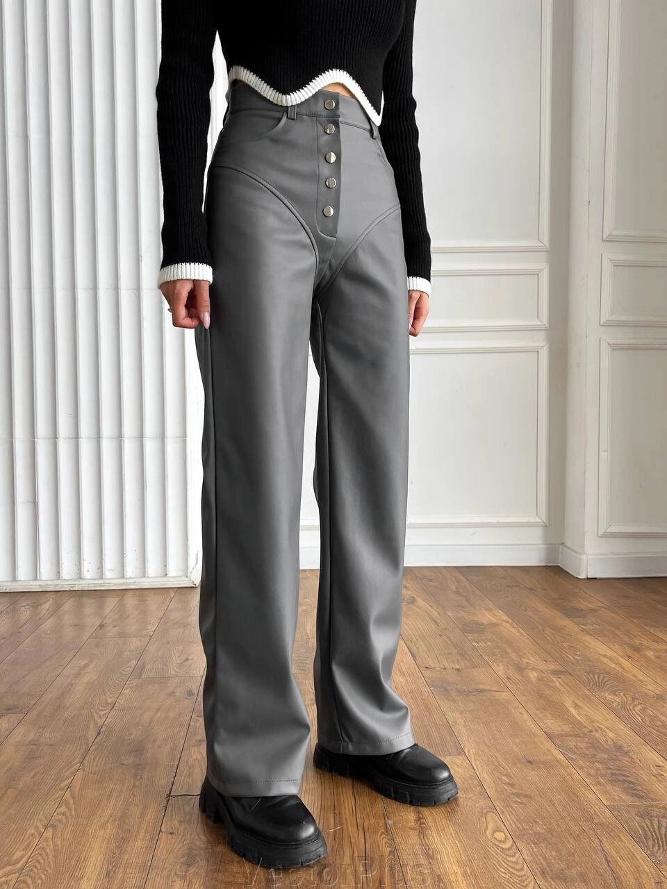 Жіночі штани з еко-шкіри колір сірий. 42 445244 від компанії VectorPlus - фото 1