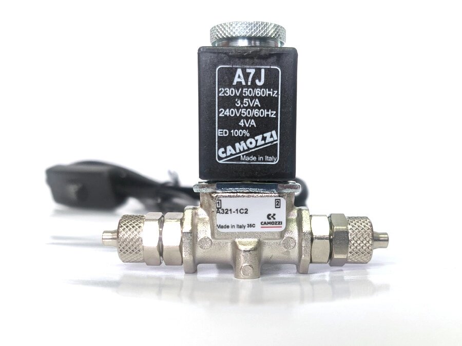 Електромагнітний клапан Camozzi A321 для систем СО2, з фітингами під шланг 4/6 мм від компанії Інтернет-магазин MyAquarium - фото 1