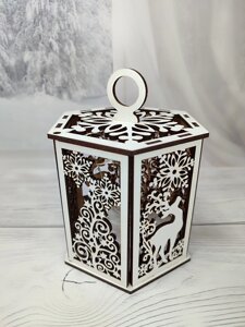 Дерев’яний новорічний ліхтарик з підсвіткою. Різдвяний декор з гірляндою