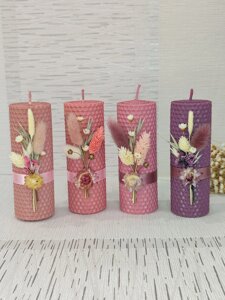 Свічки із натуральної вощини у рожевих тонах із сухоцвітом, подарунок на 8 Березня