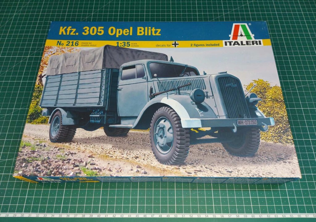 1/35 ITALERI 216 - Збірна пластикова модель німецького вантажного автомобіля OPEL BLITZ від компанії Хоббінет - збірні моделі - фото 1