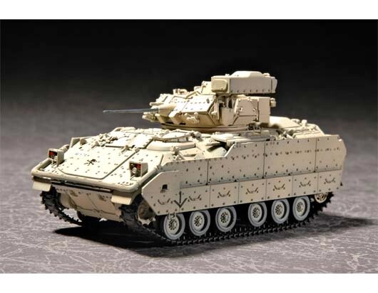 M2A2 Bradley. Збірна модель у масштабі 1/72. TRUMPETER 07296 від компанії Хоббінет - збірні моделі - фото 1