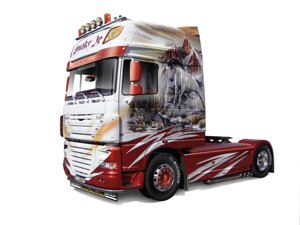 DAF XF 105 SMOKY JR. Модель тягача в масштабе 1/24. ITALERI 3917