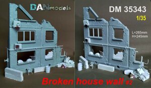 Зруйновані стіни будинку з аксесуарами. Набір для створення діорам у масштабі 1/35. DANMODELS 35343