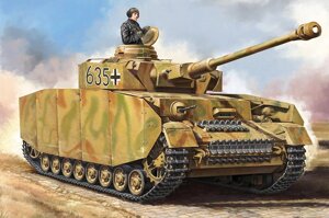 Німецький середній танк Pzkpfw IV Ausf., збірна модель у масштабі 1/48. HOBBY BOSS 84841