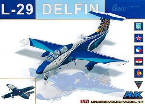 Навчальний літак Л-29 "Дельфін". 1/72 AMK 86001