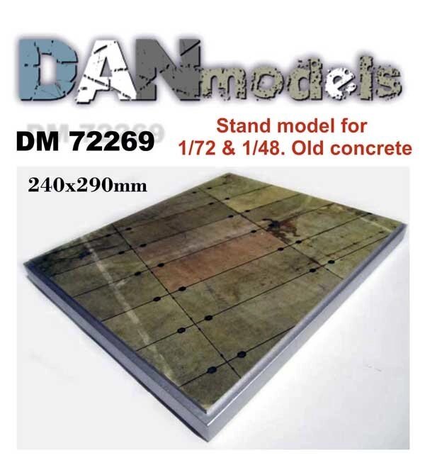 Підставка під моделі (тема - Стара бетонка. Стоянка літака). 1/48 DANMODELS DM7269 від компанії Хоббінет - збірні моделі - фото 1