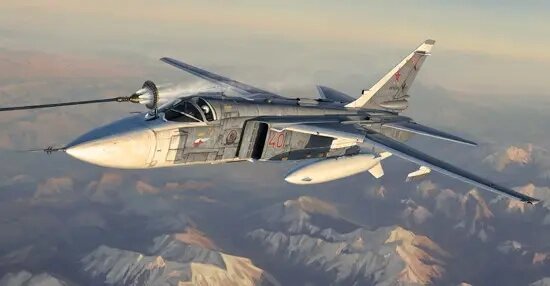 Су-24М. Збірна модель бомбардувальника у масштабі 1/72. TRUMPETER 01673 від компанії Хоббінет - збірні моделі - фото 1