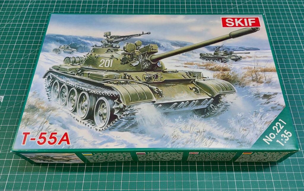 Т-55А Радянський середній танк. Збірна модель в масштабі 1/35. SKIF MK221 від компанії Хоббінет - збірні моделі - фото 1