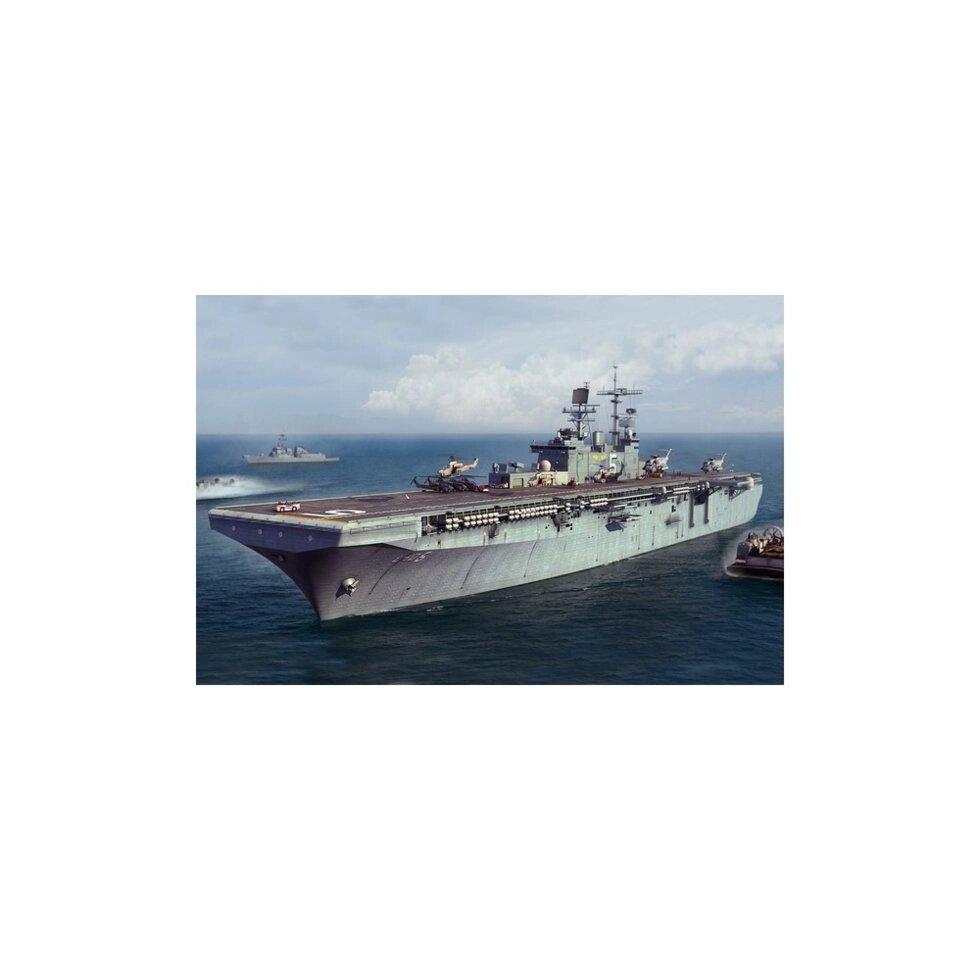 USS Bataan LHD-5. 1/700 HOBBY BOSS 83406 від компанії Хоббінет - збірні моделі - фото 1