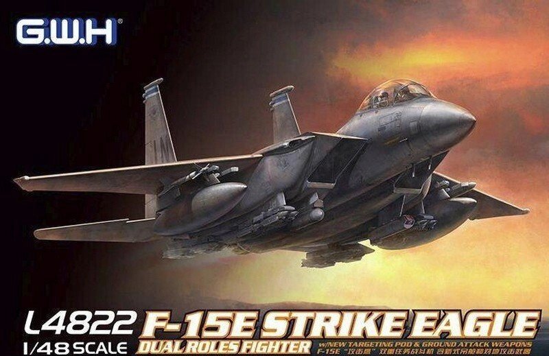 Збірна модель американського винищувача F-15E Strike Eagle. 1/48 GREAT WALL HOBBY L4822 від компанії Хоббінет - збірні моделі - фото 1