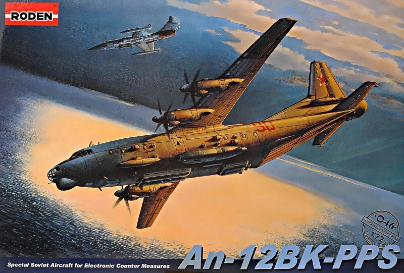 Збірна модель радянського літака радіоелектронної боротьби Ан-12БК-ППС. 1/72 RODEN 046 від компанії Хоббінет - збірні моделі - фото 1