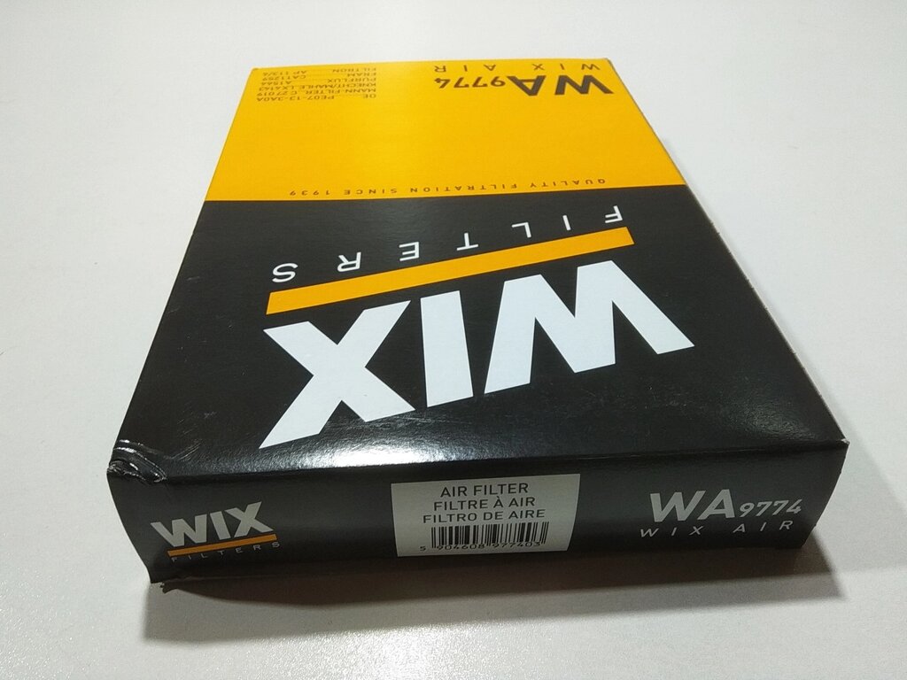 Фільтр повітряний Mazda, WIX (WA9774) (PE07133A0A) від компанії Автосклад - фото 1